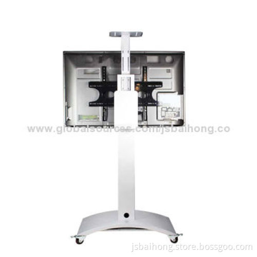 Removable display mounts, compact connection
